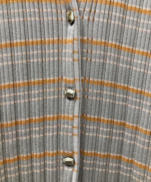 MURRAL（ミューラル）MURRAL (ミューラル) Monk's belt rib knit cardigan ニットワンピース グレー×オレンジ サイズ:FREEの古着・服飾アイテム