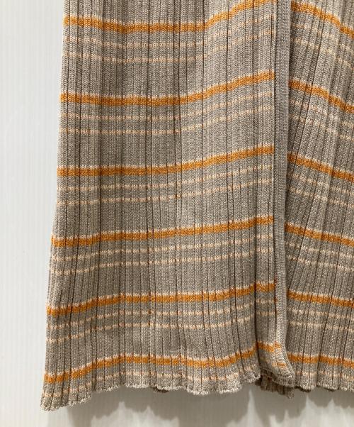 MURRAL（ミューラル）MURRAL (ミューラル) Monk's belt rib knit cardigan ニットワンピース グレー×オレンジ サイズ:FREEの古着・服飾アイテム