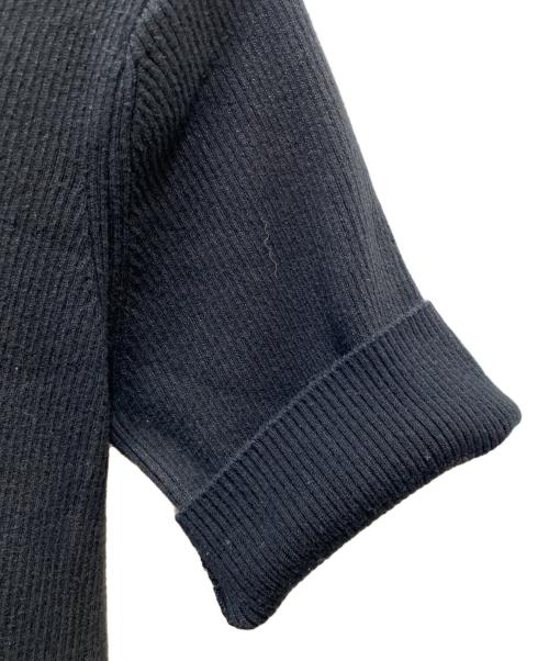 DIESEL（ディーゼル）DIESEL (ディーゼル) KYAXG 半袖リブニットワンピース ブラック サイズ:14Yの古着・服飾アイテム