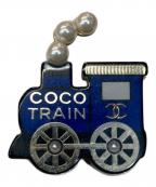 CHANELシャネル）の古着「2022 ココトレイン ブローチ」｜ブルー×ブラック