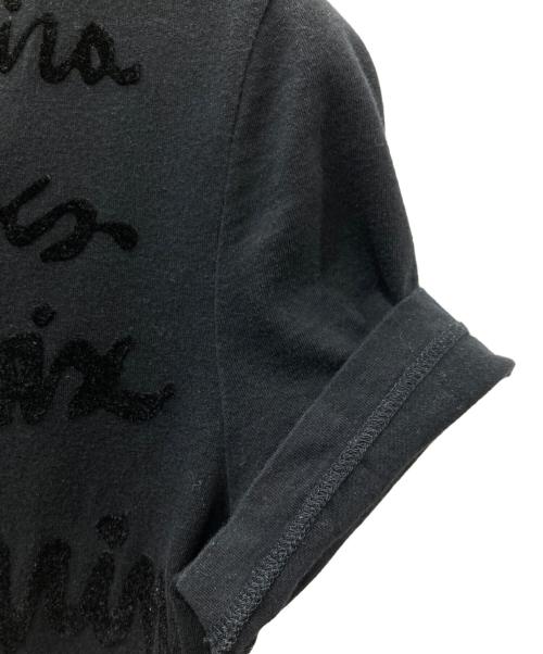 Jean Paul Gaultier FEMME（ジャンポールゴルチエ フェム）Jean Paul GAULTIER FEMME (ジャンポールゴルチェフェム) メッセージフロッキープリント Tシャツ ブラック サイズ:40の古着・服飾アイテム