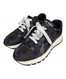 PRADA（プラダ）の古着「ローカットスニーカー」｜グレー×ブラック