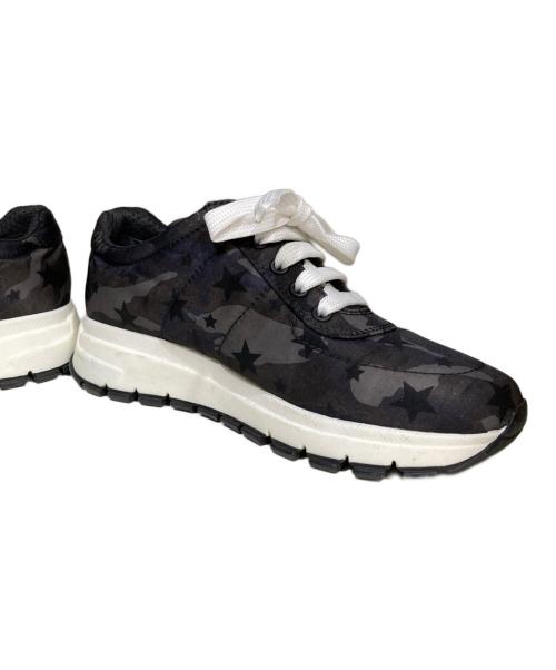 PRADA（プラダ）PRADA (プラダ) ローカットスニーカー グレー×ブラック サイズ:36の古着・服飾アイテム