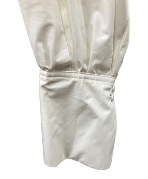 ADORE（アドーア）ADORE (アドーア) コンパクトタイプライターワンピース ホワイト サイズ:38の古着・服飾アイテム