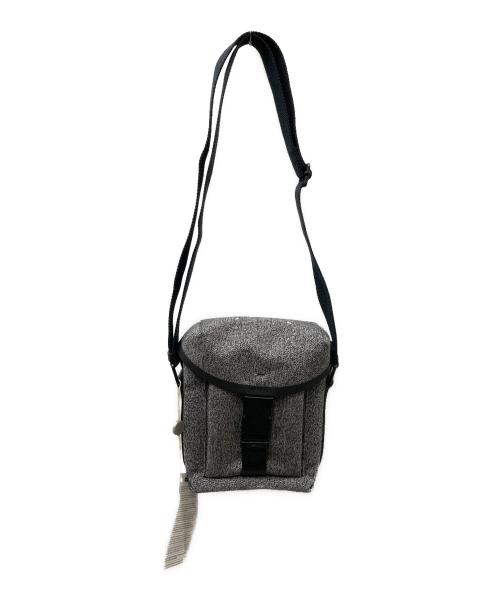 Maison Margiela（メゾンマルジェラ）Maison Margiela (メゾンマルジェラ) クロスボディバッグ グレーの古着・服飾アイテム