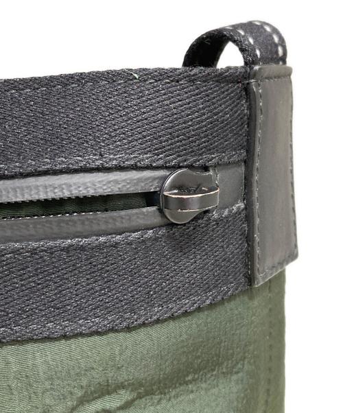 BOTTEGA VENETA（ボッテガベネタ）BOTTEGA VENETA (ボッテガベネタ) BUCKET MESSENGER BAG グリーン サイズ:OneSizeの古着・服飾アイテム