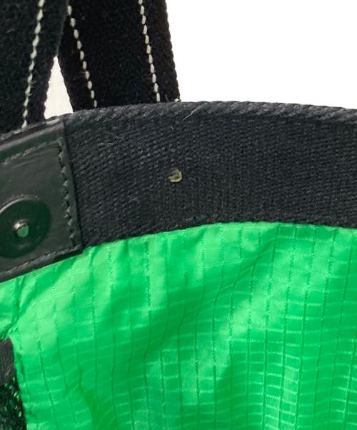 BOTTEGA VENETA（ボッテガベネタ）BOTTEGA VENETA (ボッテガベネタ) BUCKET MESSENGER BAG グリーン サイズ:OneSizeの古着・服飾アイテム