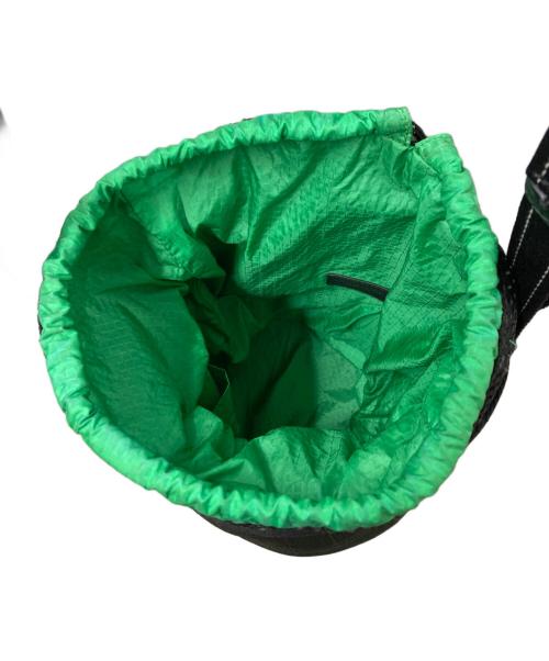 BOTTEGA VENETA（ボッテガベネタ）BOTTEGA VENETA (ボッテガベネタ) BUCKET MESSENGER BAG グリーン サイズ:OneSizeの古着・服飾アイテム