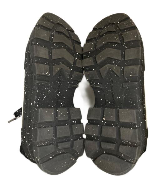 ALEXANDER McQUEEN（アレキサンダーマックイーン）ALEXANDER McQUEEN (アレキサンダーマックイーン) TREAD SLICK CLOTH LOW TRAINERS ブラック サイズ:41 1/2の古着・服飾アイテム