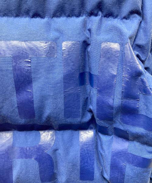 COMME des GARCONS JUNYA WATANABE MAN（コム デ ギャルソン ジュンヤ ワタナベ マン）COMME des GARCONS JUNYA WATANABE MAN (コム デ ギャルソン ジュンヤ ワタナベ マン) THE NORTH FACE (ザ ノース フェイス) コラボダウンジャケット ブルー サイズ:XSの古着・服飾アイテム