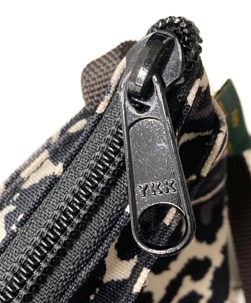 Herve Chapelier（エルベシャプリエ）Herve Chapelier (エルベシャプリエ) レオパード柄ミニショルダーバッグ ホワイト×ブラックの古着・服飾アイテム