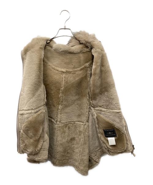 GRACE CONTINENTAL（（グレースコンチネンタル）GRACE CONTINENTAL (（グレースコンチネンタル) リアルムートンポンチョ ベージュ サイズ:36の古着・服飾アイテム
