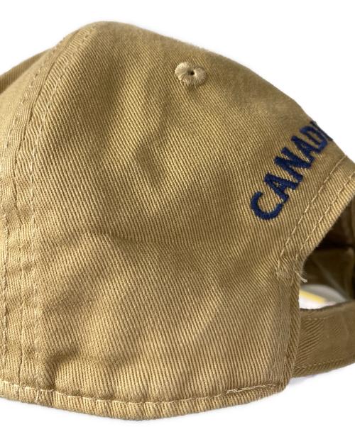 DSQUARED2（ディースクエアード）DSQUARED2 (ディースクエアード) Rainbow Baseball CAP ベージュの古着・服飾アイテム