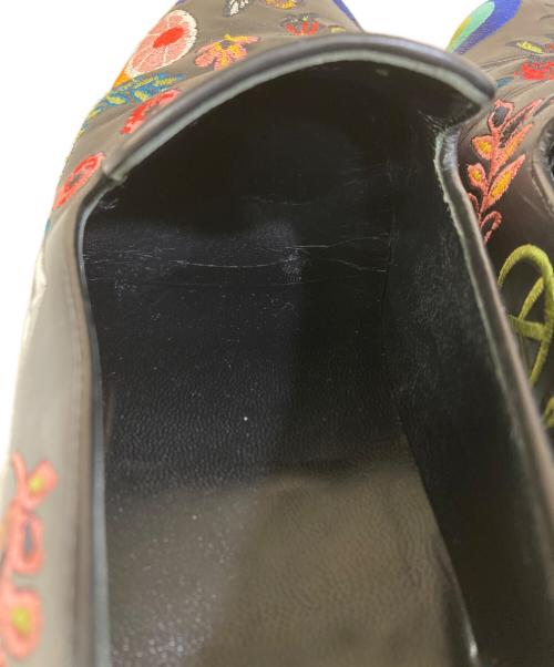 PAUL SMITH（ポールスミス）PAUL SMITH (ポールスミス) 刺繍ローファー ブラック サイズ:40の古着・服飾アイテム