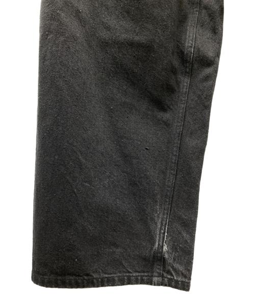 COMOLI（コモリ）COMOLI (コモリ) デニム ベルテッドパンツ ブラック サイズ:3の古着・服飾アイテム