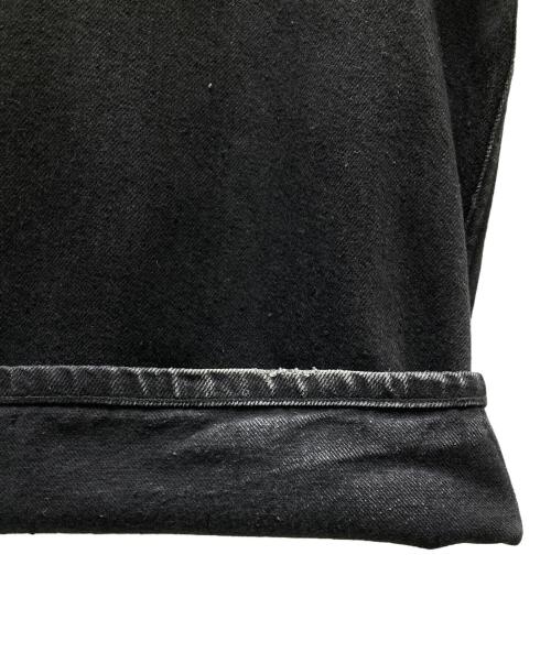 COMOLI（コモリ）COMOLI (コモリ) デニム ベルテッドパンツ ブラック サイズ:3の古着・服飾アイテム