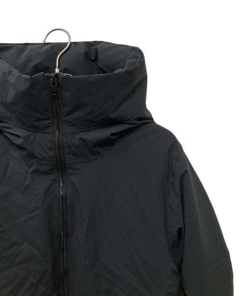 ATTACHMENT（アタッチメント）ATTACHMENT (アタッチメント) 3レイヤーライトタフタ フーデッドダウンブルゾン ブラック サイズ:SIZE 2の古着・服飾アイテム
