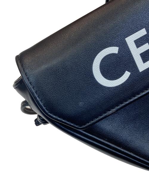 CELINE（セリーヌ）CELINE (セリーヌ) Mini Triangle ミニトライアングルレザーショルダーバッグ ブラックの古着・服飾アイテム