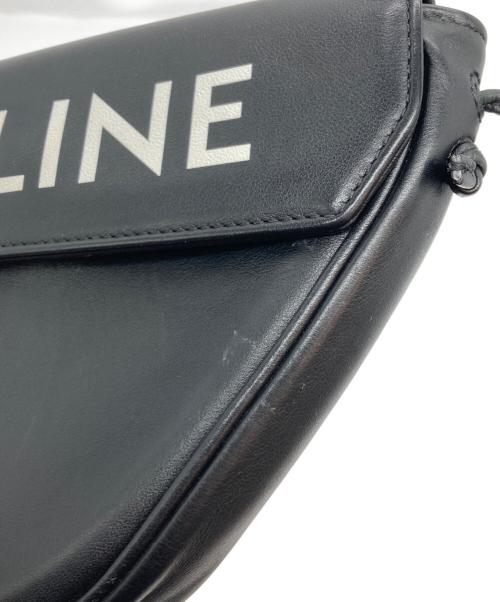 CELINE（セリーヌ）CELINE (セリーヌ) Mini Triangle ミニトライアングルレザーショルダーバッグ ブラックの古着・服飾アイテム