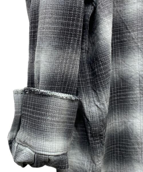 Name.（ネーム）Name. (ネーム) COTTON TWILL OMBRE CUT-OFF REGULAR SHIRT  シャツ グレー サイズ:2の古着・服飾アイテム