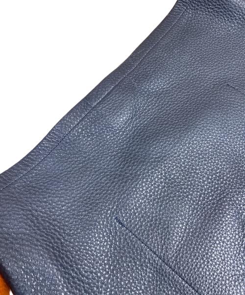 HENDER SCHEME（エンダースキーマ）Hender Scheme (エンダースキーマ) one side belt bag レザーショルダーバッグ ブルー×オレンジの古着・服飾アイテム