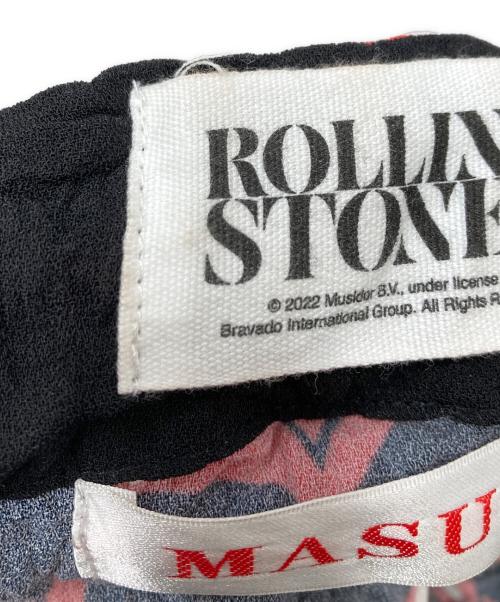 masu（エムエーエスユー）masu (エムエーエスユー) ROLLING STONES ONGUE POPCORN BAG/ローリングストーンズショルダーバッグ ブラック×レッドの古着・服飾アイテム