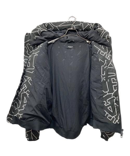 1PIU1UGUALE3 RELAX（ウノピゥウノウグァーレトレ リラックス）1piu1uguale3 relax (ウノピゥウノウグァーレトレ リラックス) ダウンジャケット ブラック×ホワイト サイズ:XLの古着・服飾アイテム