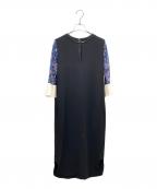 Mame Kurogouchiマメクロゴウチ）の古着「アームエンブロイダリードレス ワンピース」｜ブラック