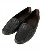 BOTTEGA VENETAボッテガベネタ）の古着「MOCA PELLE S.CUOIO イントレチャート レザーローファー シューズ」｜ブラック