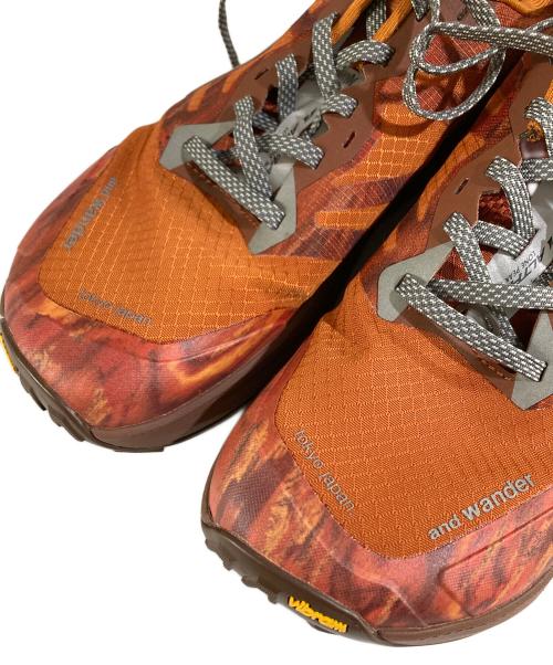 and wander（アンドワンダー）and wander (アンドワンダー) ALTRA (アルトラ) Lone Peak 9+ And Wander Man スニーカー オレンジ サイズ:UK8の古着・服飾アイテム