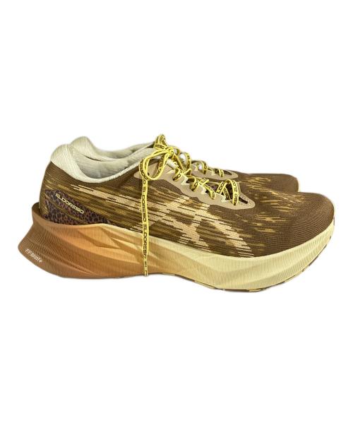 asics（アシックス）asics (アシックス) Eldoreso × Asics NOVABLAST3 ブラウン×イエロー サイズ:SIZE 27.5cmの古着・服飾アイテム
