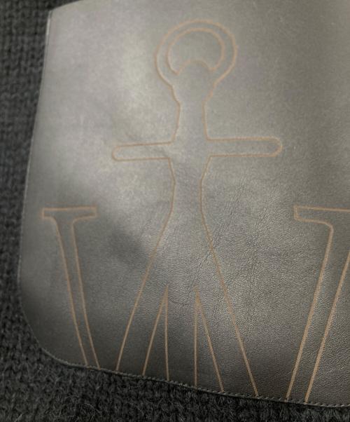 J.W.ANDERSON（ジェイダブリューアンダーソン）J.W.ANDERSON (ジェイダブリューアンダーソン) PATCH POCKET JUMPER ハイネック セーター ブラック サイズ:Sの古着・服飾アイテム