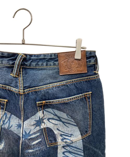 EVISU（エヴィス）EVISU (エヴィス) GDC (ジーディーシー) EVISU X GDC 大黒プリント リラックスフィット ジーンズ ブルー サイズ:Lの古着・服飾アイテム