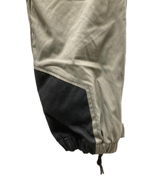 US ARMY（ユーエスアーミー）US ARMY (ユーエスアーミー) PCU Level 5 Softshell Pants ミリタリーパンツ グリーン サイズ:Sの古着・服飾アイテム