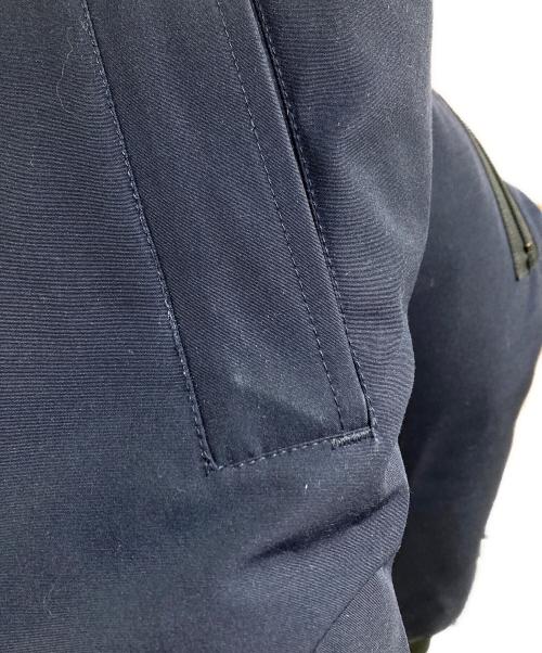 CANADA GOOSE（カナダグース）CANADA GOOSE (カナダグース) LABRADOR BOMBER  ダウンジャケット ネイビー サイズ:Sの古着・服飾アイテム