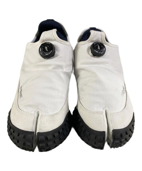 OUTDOOR GARMENT（アウトドアガーメント）OUTDOOR GARMENT (アウトドアガーメント) 足袋スニーカー ホワイト サイズ:US9の古着・服飾アイテム