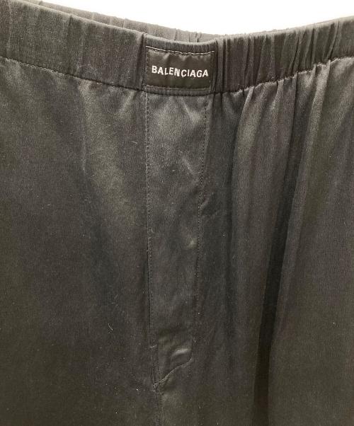 BALENCIAGA HOMEWEAR（バレンシアガ ホームウェア）BALENCIAGA HOMEWEAR (バレンシアガ ホームウェア) シルクショートパンツ ブラック サイズ:XSの古着・服飾アイテム