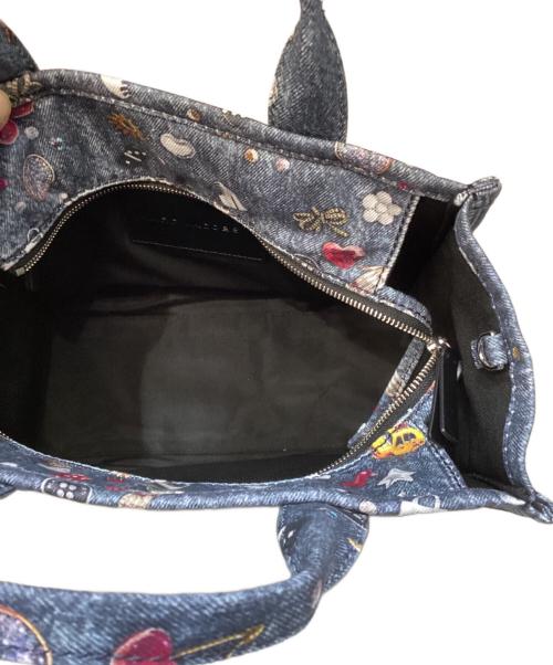 MARC JACOBS（マークジェイコブズ）MARC JACOBS (マークジェイコブズ) トロンプルイユ トリンケット ミディアムトート インディゴの古着・服飾アイテム