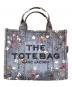 MARC JACOBS (マークジェイコブズ) トロンプルイユ トリンケット ミディアムトート インディゴ：24000円