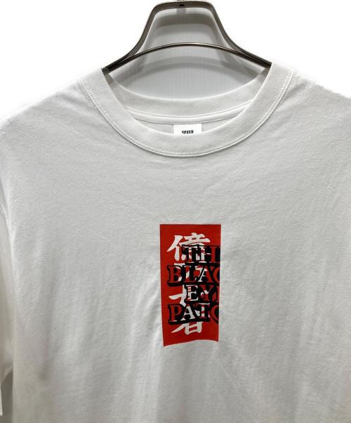 THE BLACK EYE PATCH（ブラックアイパッチ）THE BLACK EYE PATCH (ブラックアイパッチ) 千葉雄喜  (チバユウキ) プリントTシャツ ホワイト サイズ:Mの古着・服飾アイテム