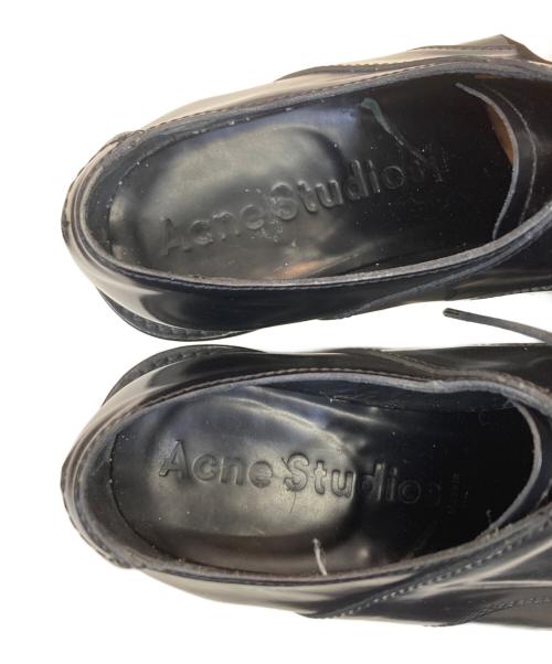 Acne studios（アクネ ストゥディオス）Acne studios (アクネ ストゥディオス) パイソンラインローファー ブラック サイズ:37の古着・服飾アイテム