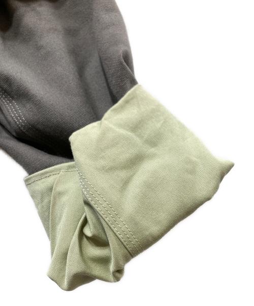 sacai（サカイ）sacai (サカイ) CarHartt (カーハート) 24SS sacai Carhartt WIP Reversible Duck Coat リバーシブルダックコート グレー×グリーン サイズ:2の古着・服飾アイテム