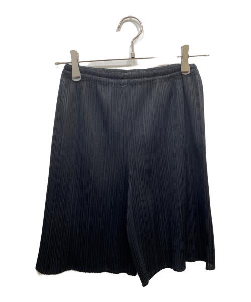 PLEATS PLEASE（プリーツプリーズ）PLEATS PLEASE (プリーツプリーズ) ショートパンツ ブラック サイズ:Ｍの古着・服飾アイテム