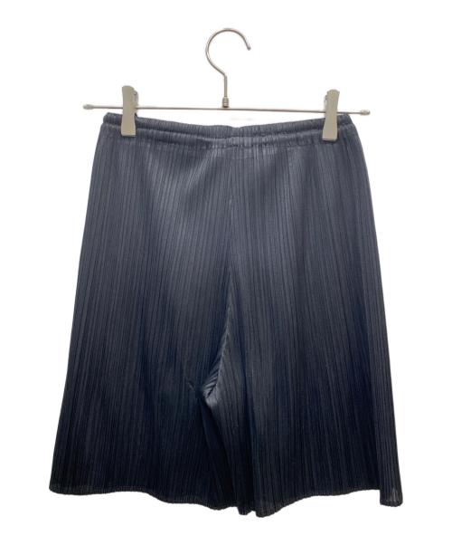 PLEATS PLEASE（プリーツプリーズ）PLEATS PLEASE (プリーツプリーズ) ショートパンツ ブラック サイズ:Ｍの古着・服飾アイテム