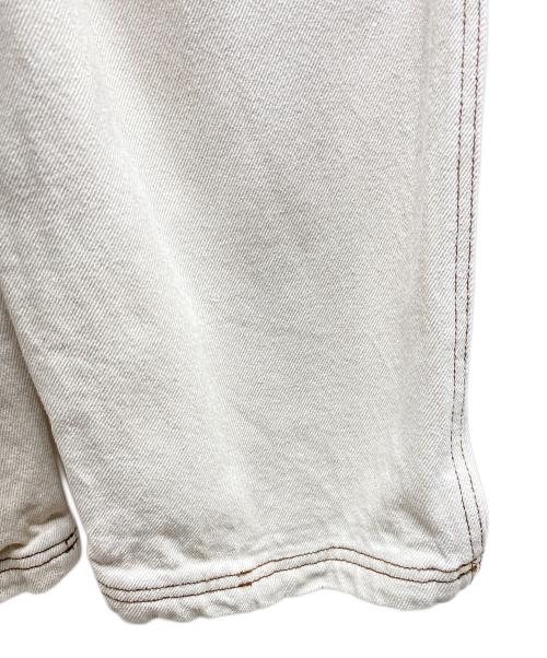 BASE RANGE INDRE（ベースレンジ アンドル）BASE RANGE INDRE (ベースレンジ アンドル) デニムオーバーオール アイボリー サイズ:SIZE XSの古着・服飾アイテム