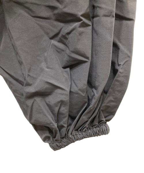 holiday（ホリデー）HOLIDAY (ホリデー) SUPPLEX NYLON WADING JACKET グレー サイズ:Freeの古着・服飾アイテム