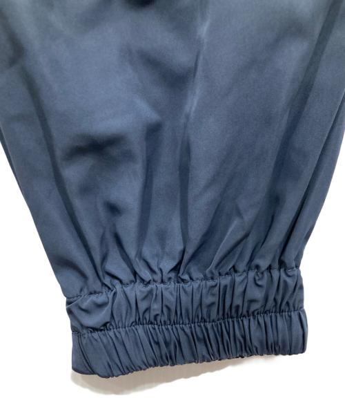 QASIMI（カシミ）QASIMI (カシミ) ギャザーパンツ ネイビー サイズ:48の古着・服飾アイテム