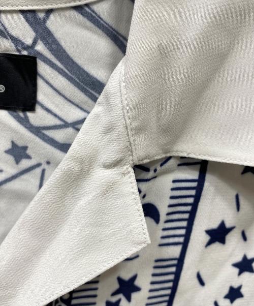 NEIGHBORHOOD（ネイバーフッド）NEIGHBORHOOD (ネイバーフッド) COSMIC HAWAIIAN SHIRT コズミックハワイアンシャツ ホワイト×ネイビー サイズ:Mの古着・服飾アイテム