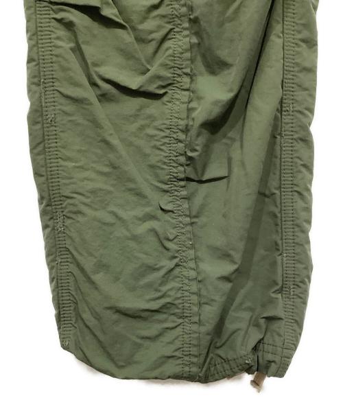 DANKE SCHON（ダンケ シェーン）DANKE SCHON (ダンケ シェーン) クラッシュ加工カーゴパンツ グリーン サイズ:Mの古着・服飾アイテム