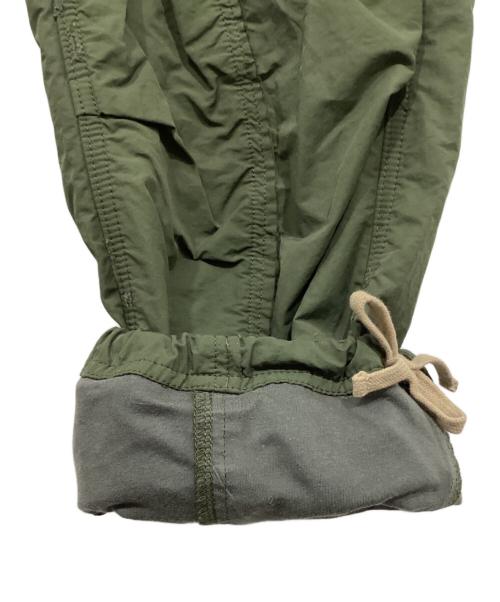 DANKE SCHON（ダンケ シェーン）DANKE SCHON (ダンケ シェーン) クラッシュ加工カーゴパンツ グリーン サイズ:Mの古着・服飾アイテム